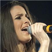 Canto- Repertorio italiano (no lírico)- Cantante con experiencia en Italia, bilingüe italiano